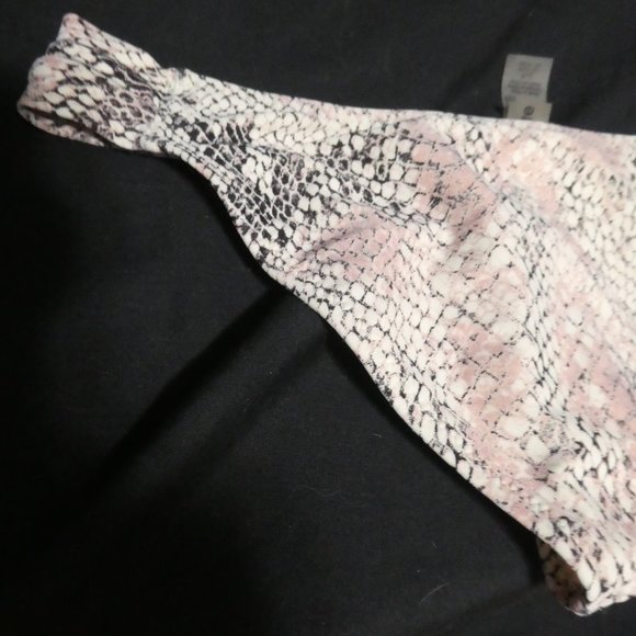 DYNAMITE | small | snake print bikini bottoms | BNWOT - Picture 11 of 13